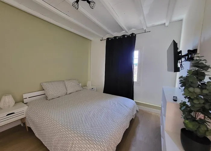 Du Trinquet Мини-отель Corbarieu